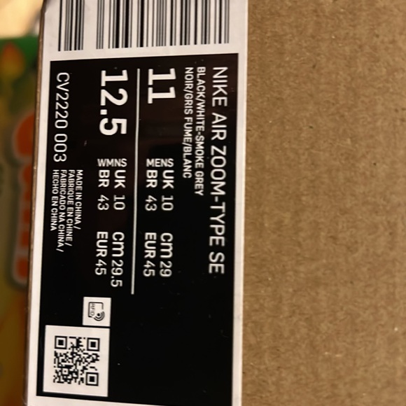 Nike Air Zoom size  11 - Picture 7 of 7